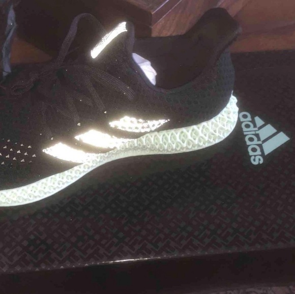 Sold - Picture 3 of 3